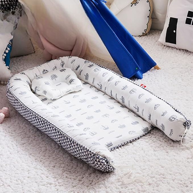 Berceau Bébé - NidPortableBébé - Couronne - à côté des coussins