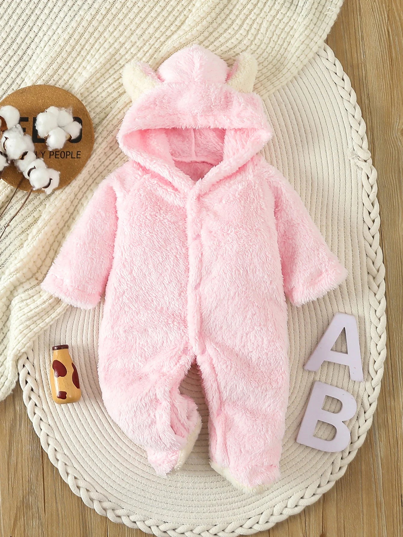 Combinaison hiver pour bebe | Confort Rose sur le tapis