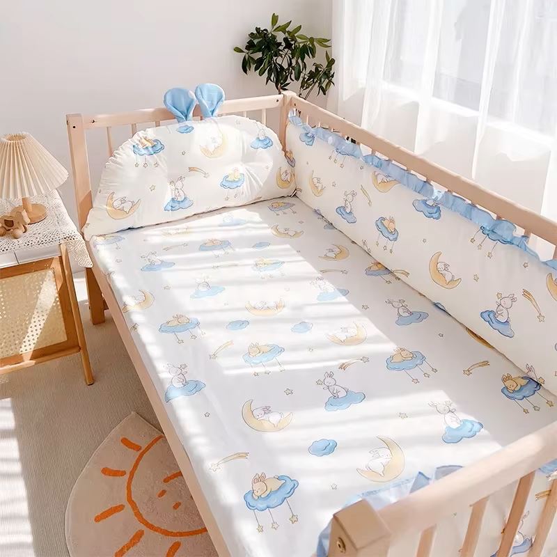 Linge de lit bebe - DouxSommeil - Bonne Nuit Lapin - TrésorBébé dans un berceau 