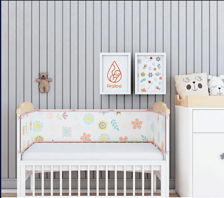 Tour de lit Respirant | DouxSommeil Blanc avec images de fleurs et de feuilles