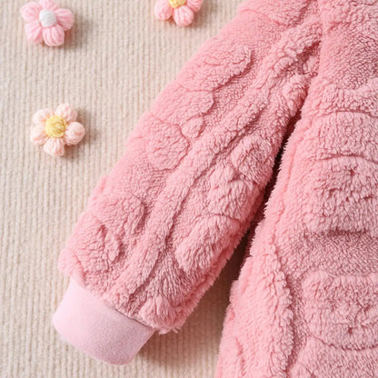 nid d'ange | Velours Oreilles Ours en gros plan