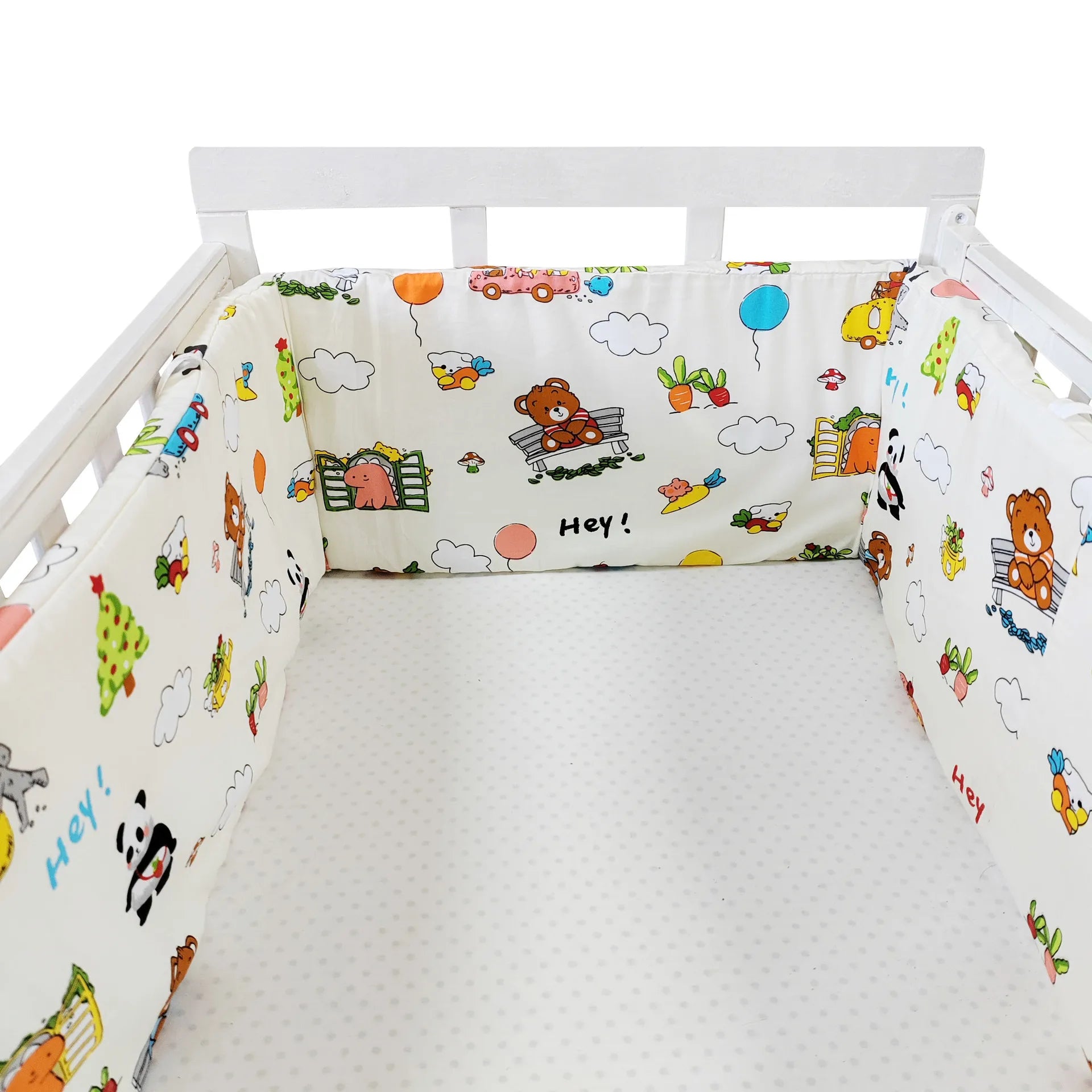 Tour de lit bebe avec des images d'ours marrons